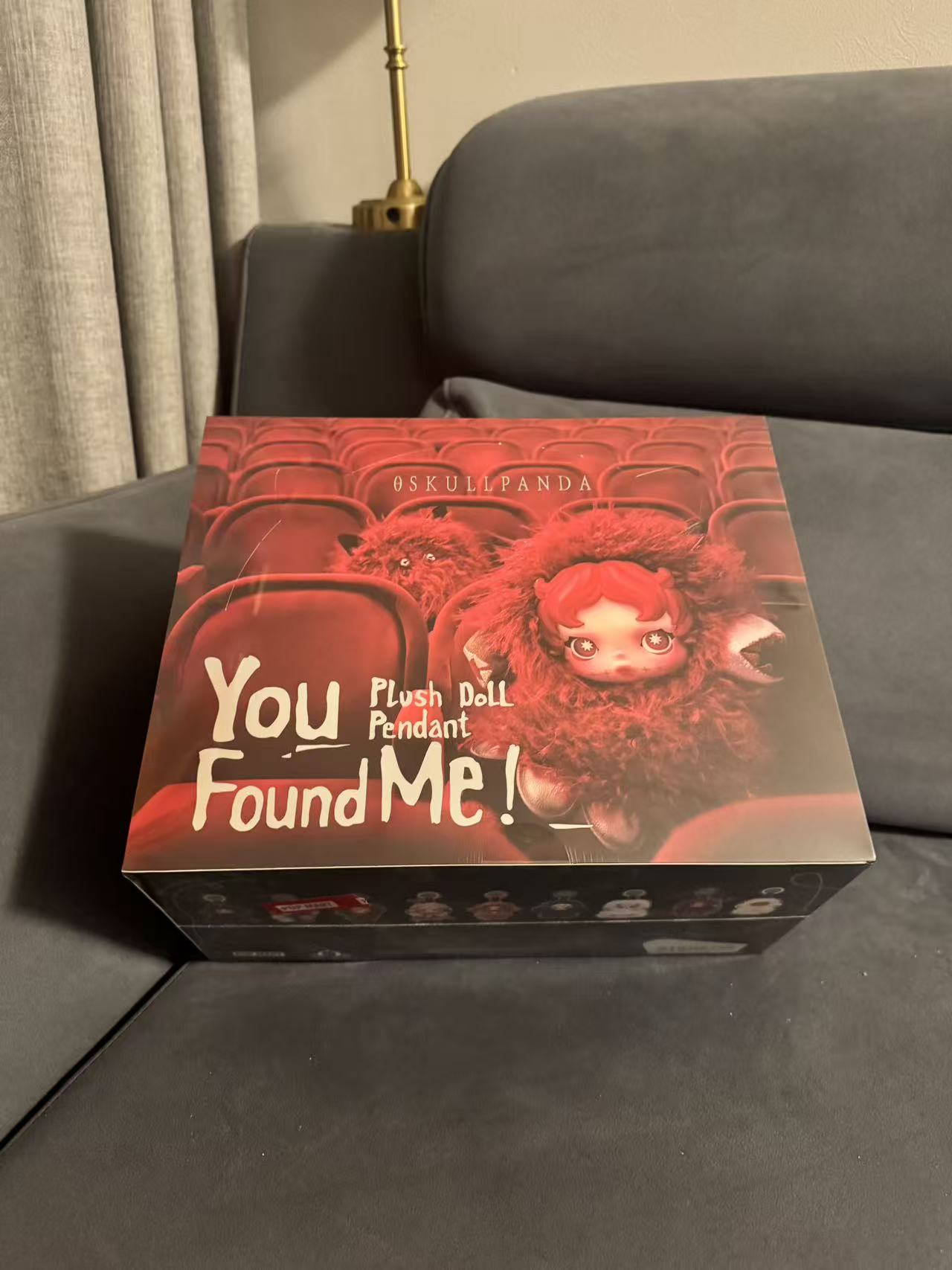 Skull Panda (You found me) 1 individual blind box.